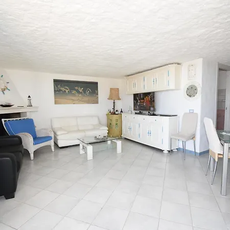 Apartamento Sulla Spiaggia 1 *